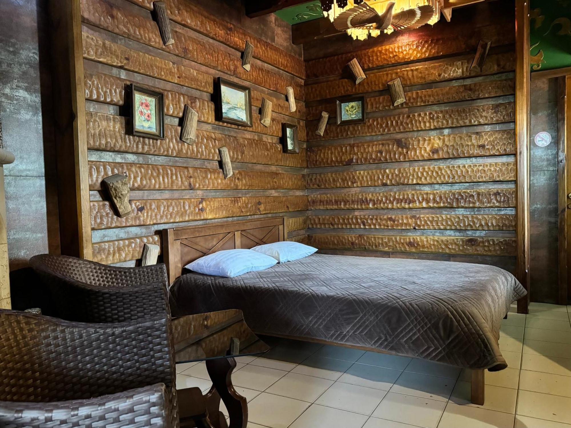 Hotel Veles Zolotonosha Exterior foto